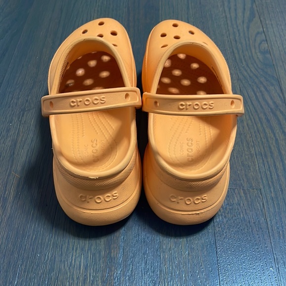 Platform Crocs - Picture 5 of 6